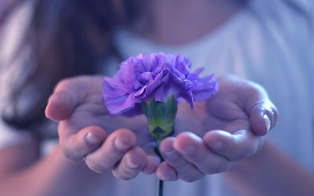 Не жертвуйте, лучше «окажите поддержку» (благотворительным или другим понравившимся вам проектам). фото 3